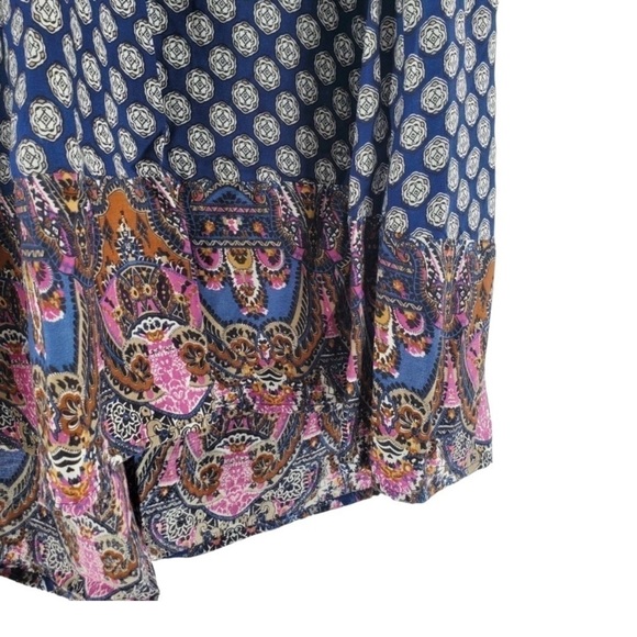 UMGEE, HI-LOW DRESS, WITH 3/4 SLEEVE. BLUE PAISLEY, V-NOTCHED NECK. SIZE M - Picture 7 of 9
